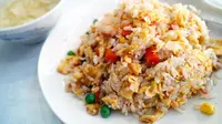 Ilustrasi nasi goreng telur/copyright pixabay.com/takdahrs