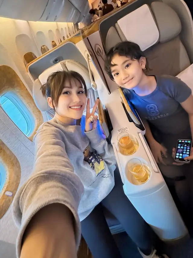 Ayu Ting Ting Liburan di Amerika Serikat Bersama Bilqis. [@ayutingting92]