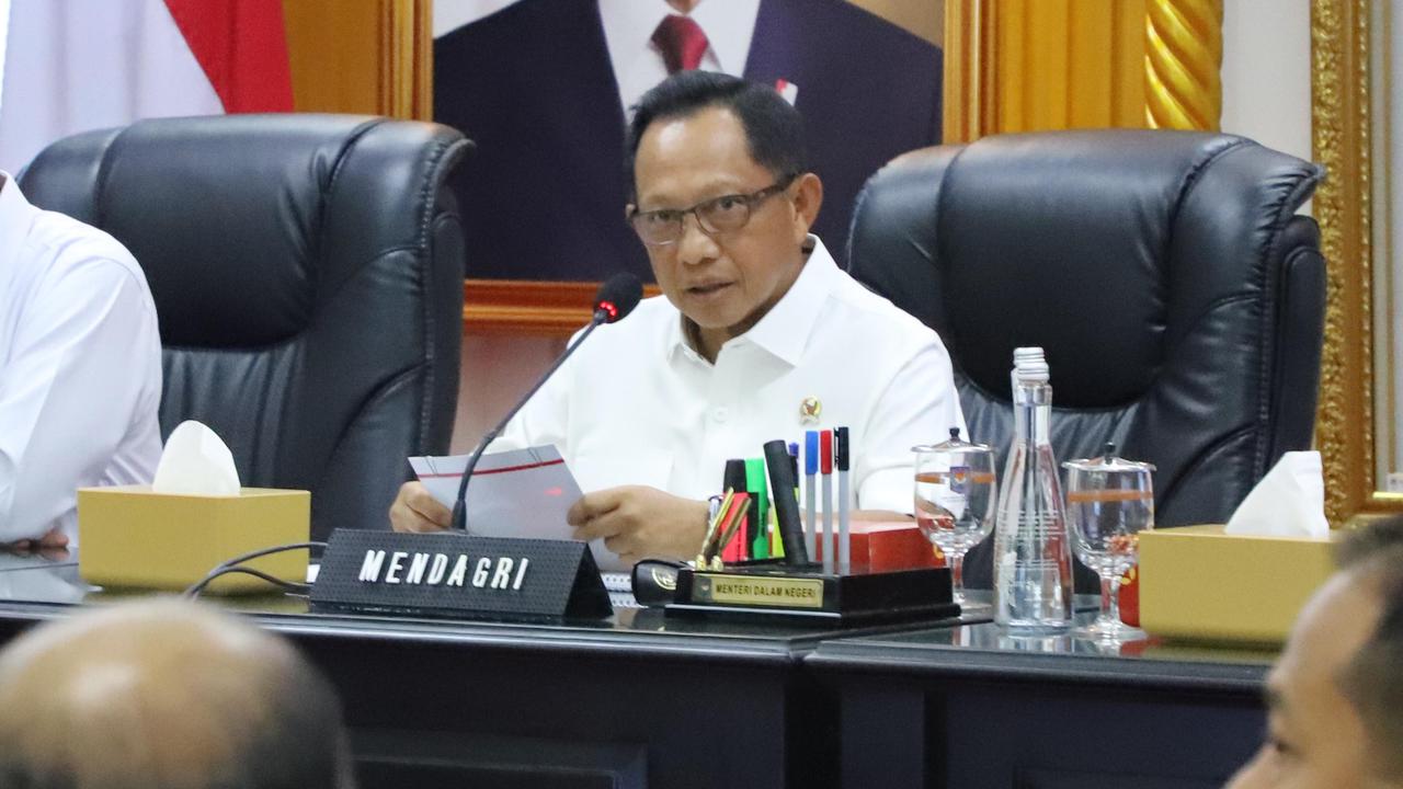 Mendagri Usul Kepala Daerah Naik Gaji!