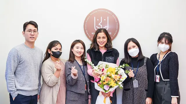 Masih Disembunyikan, Ini 6 Potret Jessica Iskandar Operasi Plastik Hidung