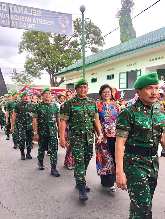 Bella Saphira (Instagram/bellasaphiraofficial)