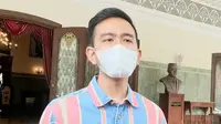 Gibran Ingin BST Tetap Gratis walau BBM Naik: Untuk Warga Kok. ©2022 Merdeka.com/Arie Sunaryo