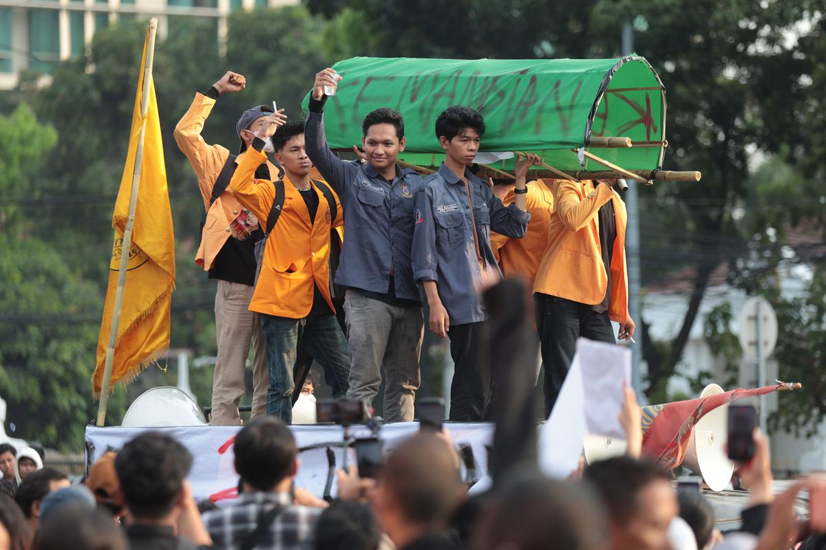 Soroti Karhutla di Kalimantan, Mahasiswa Desak Prabowo Bertanggung Jawab
