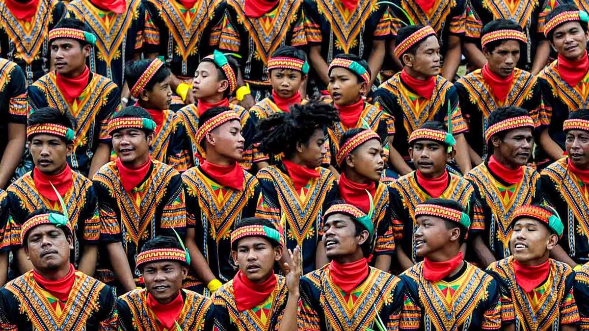 Tarian Tradisional Indonesia - Tari Saman 