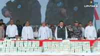 Perang Terhadap Narkoba, Menkopolkam Budi Gunawan Bareng Warga di Batam Musnahkan Barang Bukti 2 Ton Sabu