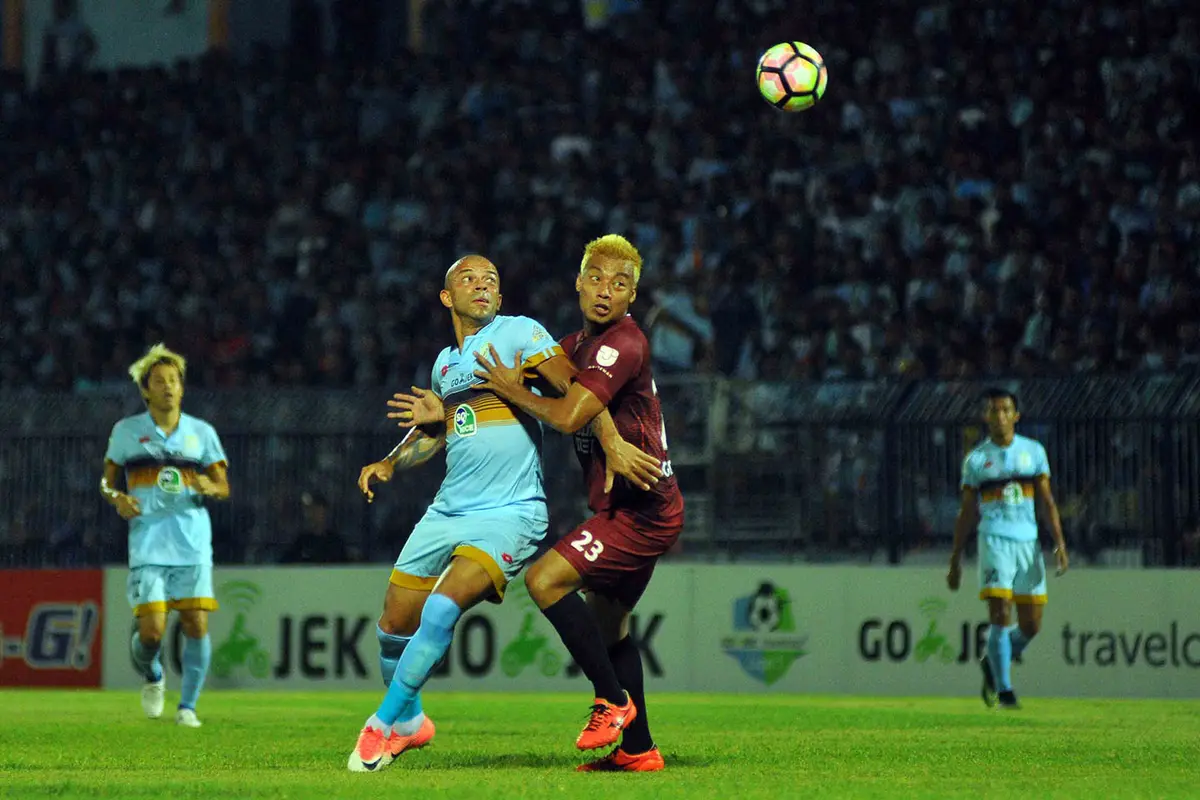 Persela Lamongan vs PSM Makassar