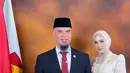 <p>Mulan Jameela tampil manis dengan kebaya kutubaru dan batik gelap sebagai bawahan [@mulanjameela1]</p>
