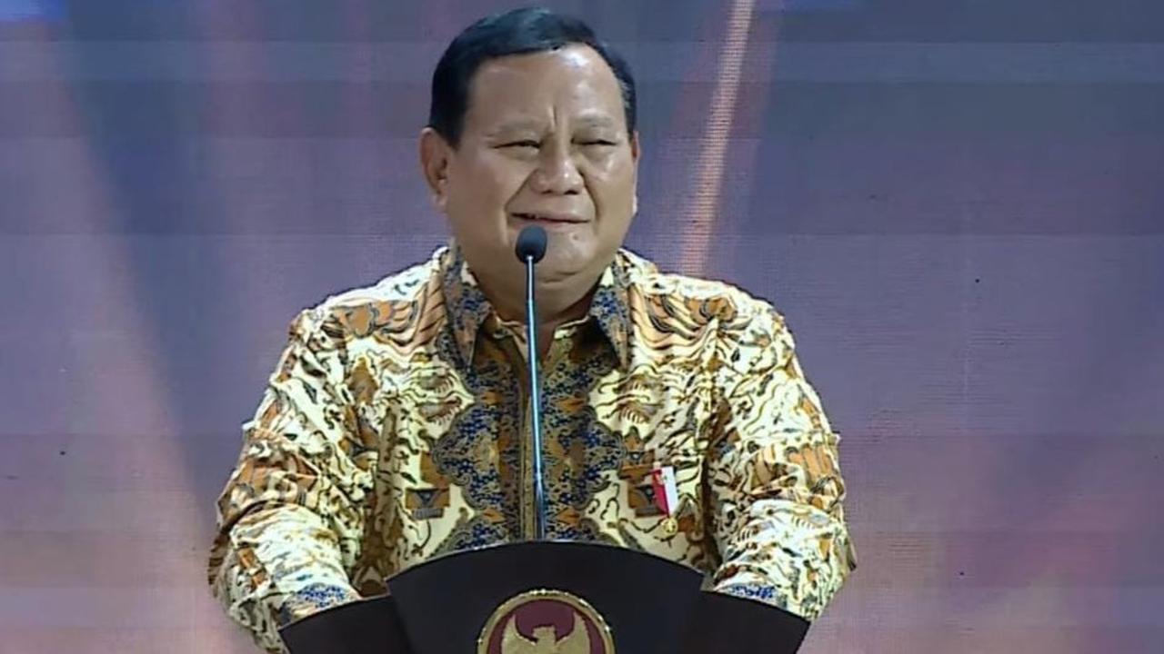 Presiden Prabowo: Pertama Kali Tiket Pesawat Turun Jelang Libur Akhir Tahun, Biasanya Naik