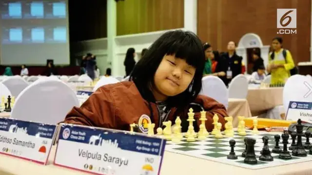 Samantha Edithso meraih gelar bergengsi juara dunia “FIDE World Championship 2018 U-10” yang berlangsung di Minks, Belarusia. Samantha adalah bocah asal Bandung yang berusia 10 tahun.
