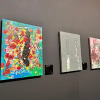 Didit Hediprasetyo Foundation berkolaborasi dengan terapis seni Gestalt bersertifikat Monica Ogaz, menampilkan pameran seni bertajuk Expression of the Journey, karya yang dibuat oleh anak-anak yatim piatu yang berpartisipasi dalam sesi terapi seni transformatif. / Foto: Fimela.com.