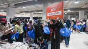 Satu Jam Berburu Diskon di Imperfect Sale