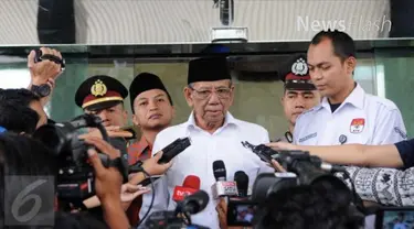 Anggota Dewan Pertimbangan Presiden KH Hasyim Muzadi meninggal dunia