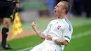 Selebrasi gol gelandang Slovakia Miroslav Stoch ke gawang Rusia dalam lanjutan kualifikasi Euro 2012 di Moskow, 7 September 2010. Slovakia unggul 1-0. AFP PHOTO / ALEXANDER NEMENOV 