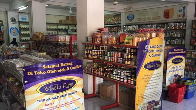 Belanja Oleh Oleh Khas Surabaya Almond Crispy Chesee Kamu