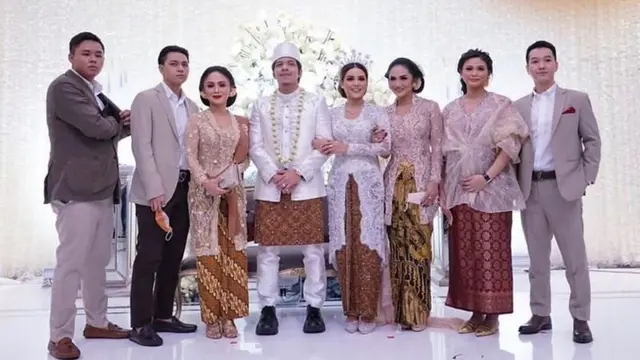7 Potret Kedekatan Atta Halilintar dan Yuni Shara, Sudah Akrab