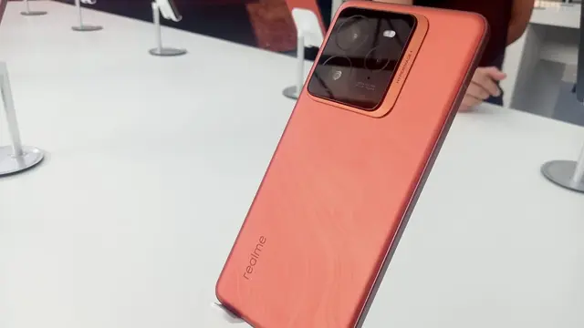 Realme meluncurkan smartphone GT 7 Pro di Bukit Jalil, Malaysia, Senin (18/11/2024) (Liputan6.com/Jonathan Pandapotan Purba)
