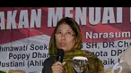 Mantan komisioner KPU Chusnul Mar'iyah saat diskusi di Taman Ismail Marzuki, Jakarta, Senin (18/8/2014) (Liputan6.com/Johan Tallo)