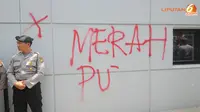 [GALERI FOTO] Coretan `Merah Pu...` di Tembok Kedubes Australia