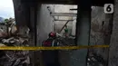 Kondisi rumah korban kebakaran di Jalan Bangka Buntu I, Kelurahan Bangka, Mampang Prapatan, Jakarta Selatan, Selasa (27/12/2022). Luas area yang terbakar mencapai 5000 meter persegi hingga menyebabkan 543 jiwa dari 179 kepala keluarga (KK) terkena dampak. (merdeka.com/Imam Buhori)