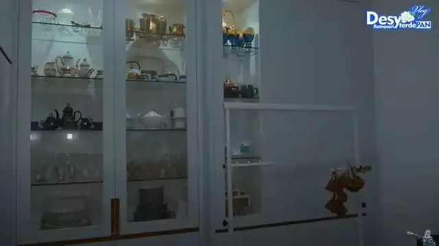 Pernah Rasakan Tinggal di Gang Sempit, Begini Potret Dapur Rumah Lama Desy Ratnasari yang Minim Perabotan