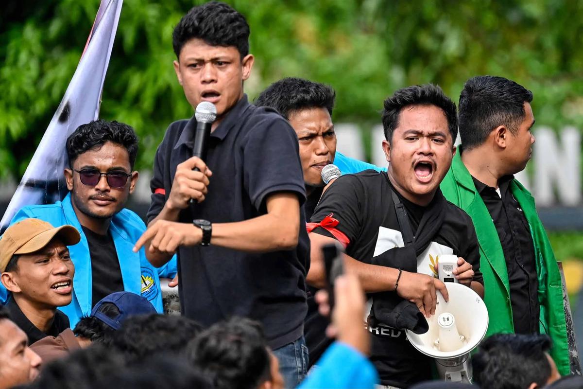 FOTO: Mahasiswa Gelar Demo Tuntut Bencana Aceh Ditetapkan Bencana Nasional