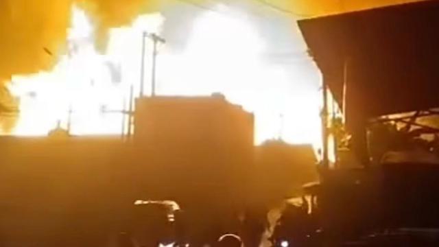 Top 3 News: Update Kebakaran SPBE Cimuning, Korban Luka Bakar 17 Orang