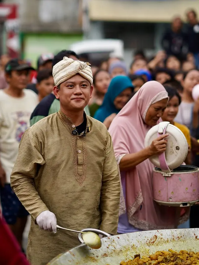 Bobon Santoso Niat Awalnya Cuma Masak, Pulangnya Jadi Mualaf (credit: instagram/bobonsantoso)