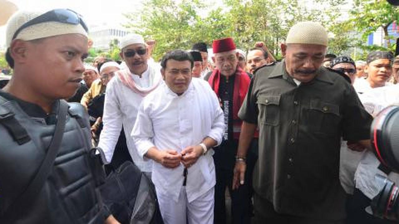 Rhoma Irama, raja dangdut yang siap 'menggoyang' Pilpres 2014