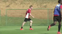 Kevin De Bruyne bocah ajaib yang pernah bermain untuk Chelsea dua tahun lalu kembali merumput di Liga Premier Inggris bersama Manchester City dengan harga Rp 1,25 trilyun rupiah.