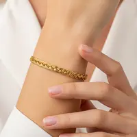 5. Model gelang rantai 2 gram anak muda kekinian (created by AI)