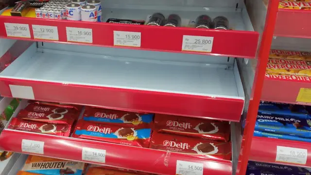 Alfamart tarik peredaran Kinder Joy