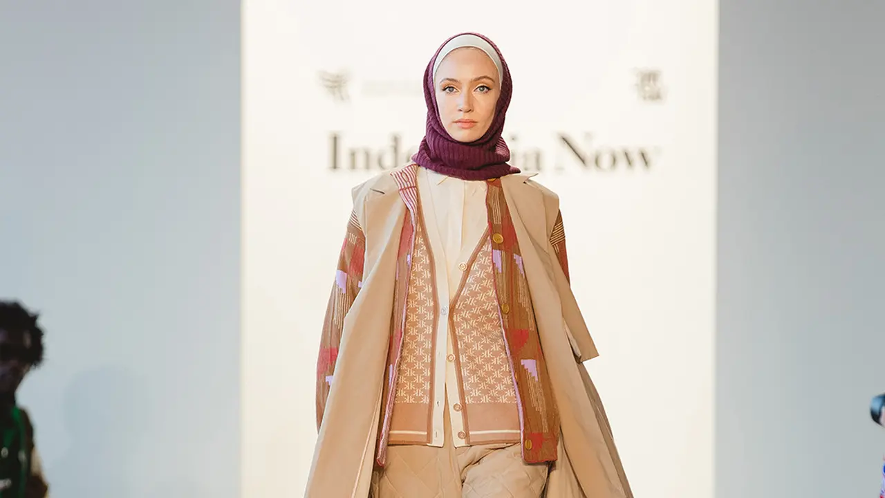 Kami. Sukses Pamerkan Koleksi Busananya di New York Fashion Week, Buah Manis 14 Tahun Berkarya