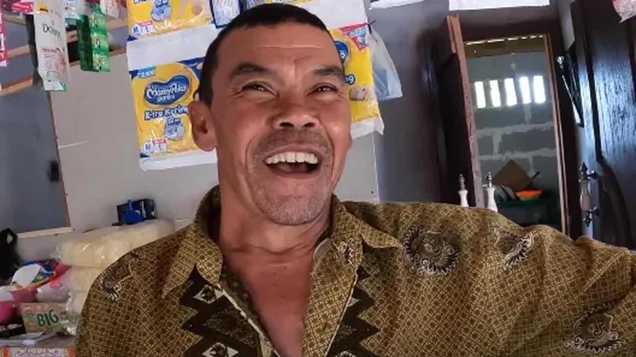 Warga tersebut memang mengakui bahwa banyak janda di desa tersebut namun janda yang sudah berusia tua. Sejauh ini tidak ada janda muda yang mudah dijumpai di kampung tersebut.