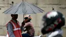 Suhu di ibu kota India ini telah melonjak ke rekor tertinggi 49,9 derajat Celcius (121,8 derajat Fahrenheit). (Arun SANKAR/AFP)