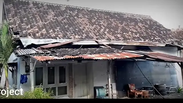 [Fimela] Rumah Dono Warkop di Kampung