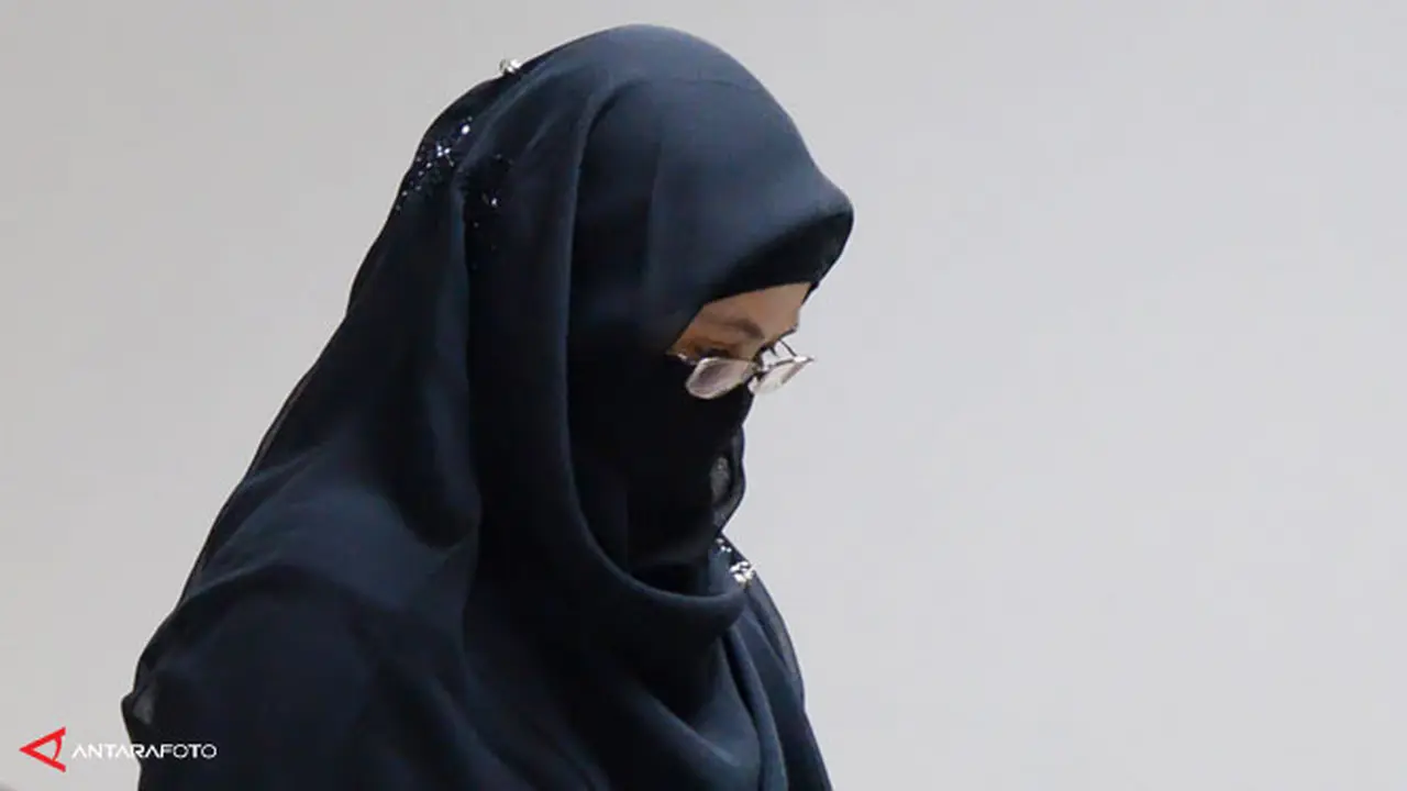yulianis130325c.jpg