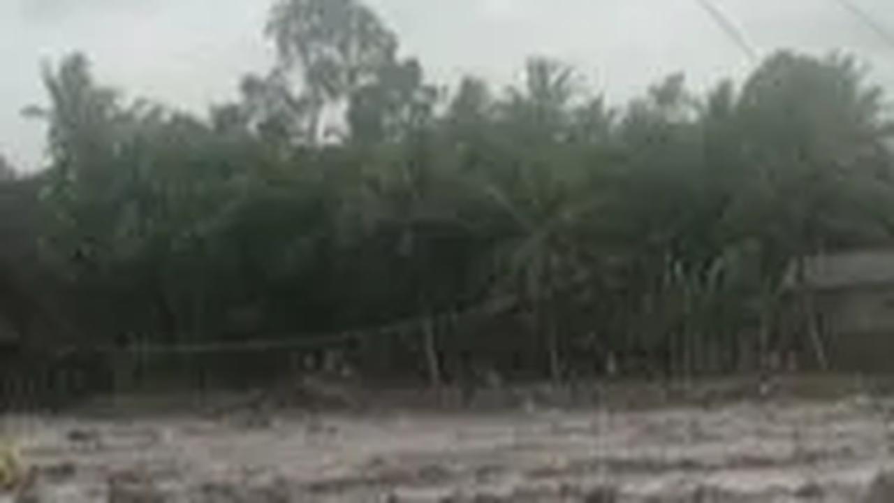 Diterjang Banjir Lahar Semeru, Sejumlah Jembatan di Lumajang Putus