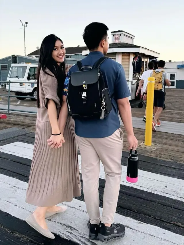 Gaya Kaesang Pangarep Dampingi Erina Gudono Ikut Orientasi Program S2 di Amerika Serikat, Pakai Tas Rp26 Juta