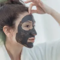 Manfaat dari penggunaan masker wajah bervariatif. (pexels.com/@miriam-alonso)