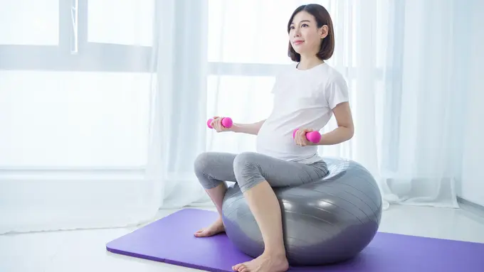 4 Rekomendasi Olahraga yang Aman untuk Ibu Hamil, Ketahui Manfaat Baiknya!