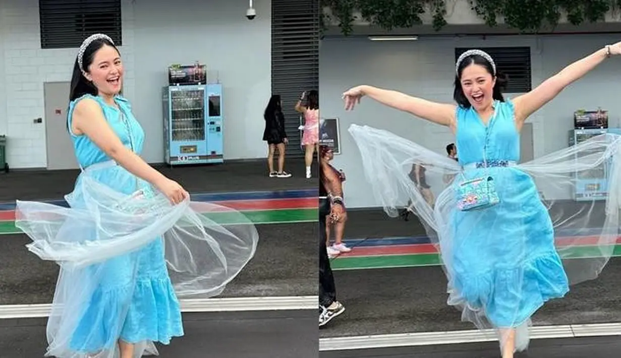 Marshanda bergaya bak Cinderella dengan tulle midi dress warna biru muda cerah. Penampilannya dipermanis dengan bando berkilau. [@marshanda99/@iisdahlia]