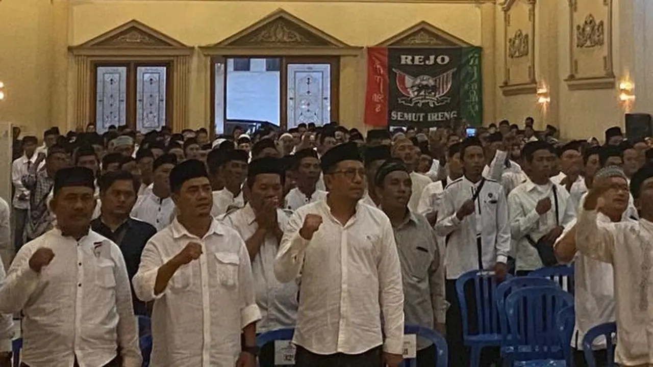 Ratusan Kiai Kampung Rejo Semut Ireng Jombang Deklarasi Dukung Pasangan Prabowo-Gibran. (Istimewa).