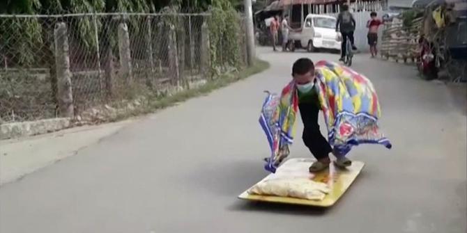 VIDEO: TikTok Bola.com, Skill-Skill Unik dan Nyeleneh Skateboard Selama Masa Karantina COVID-19