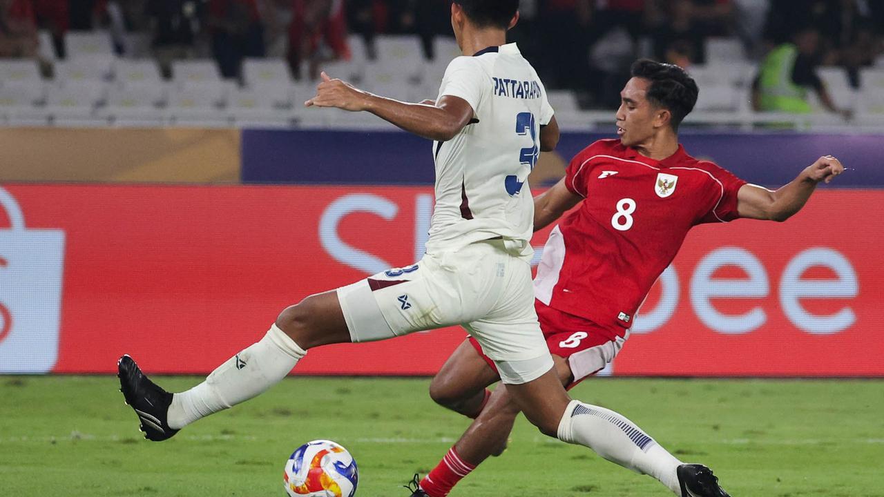 FOTO: Garuda Muda ke Final! Indonesia Tundukkan Thailand Lewat Adu Penalti Menegangkan 7-6