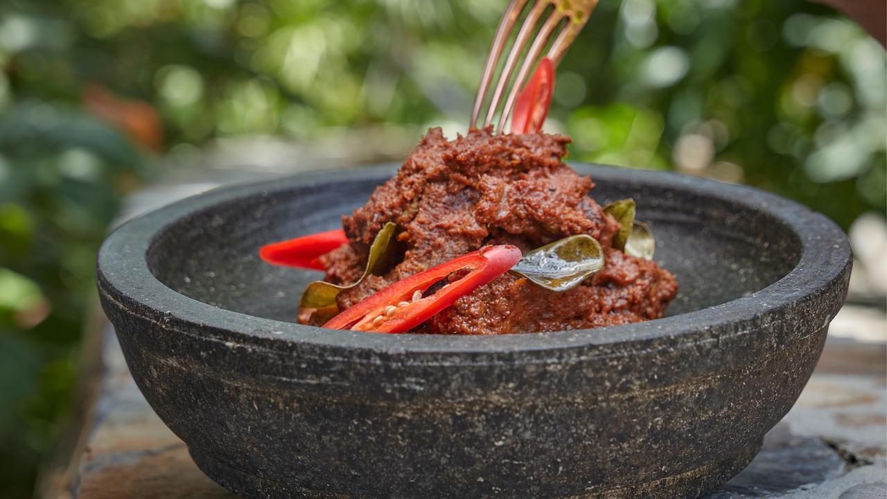 8 Makanan Pelengkap Ketupat yang Selalu Jadi Favorit di Momen Lebaran