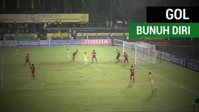 Berita video gol bunuh diri yang menyedihkan dari bek asal Kamboja, Sun Sovanrithy, saat timnya, Boeung Ket, dibantai 0-9 oleh tim dari Filipina, Ceres-Negros, di Piala AFC 2018.