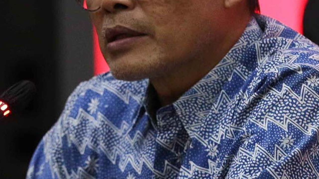 Wakil Ketua KPK Alexander Marwata mengungkapkan sebanyak enam orang yang ditetapkan sebagai tersangka ituterbagi atas mereka yang berasal dari perusahaan pelat merah dan swasta.
