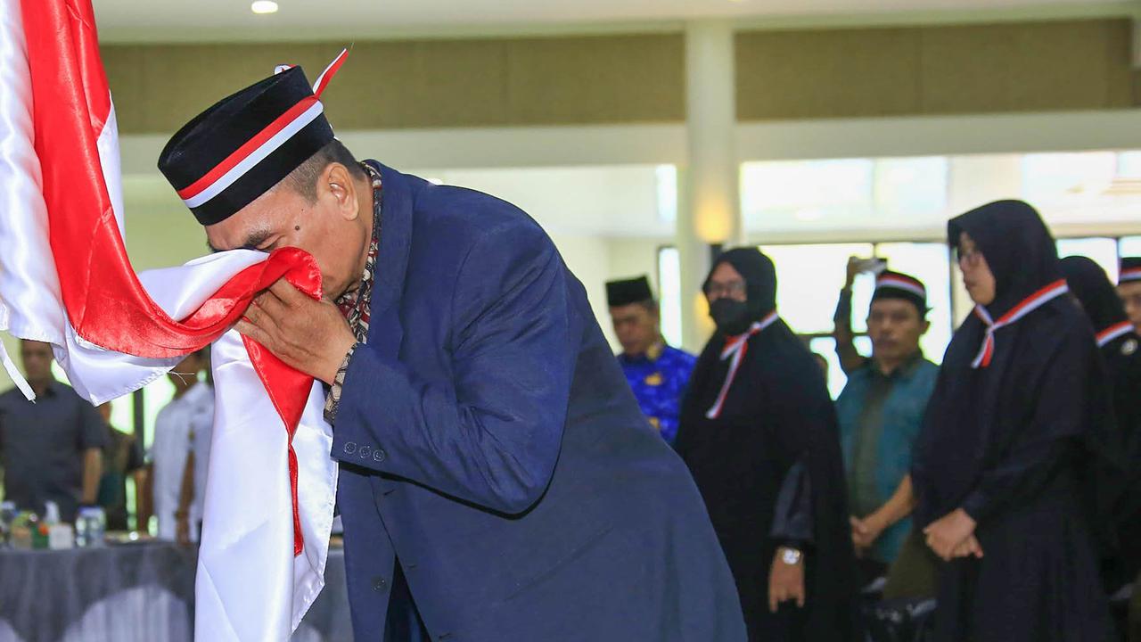 FOTO: 58 Eks Anggota NII di Tangerang Ikrar Setia ke NKRI