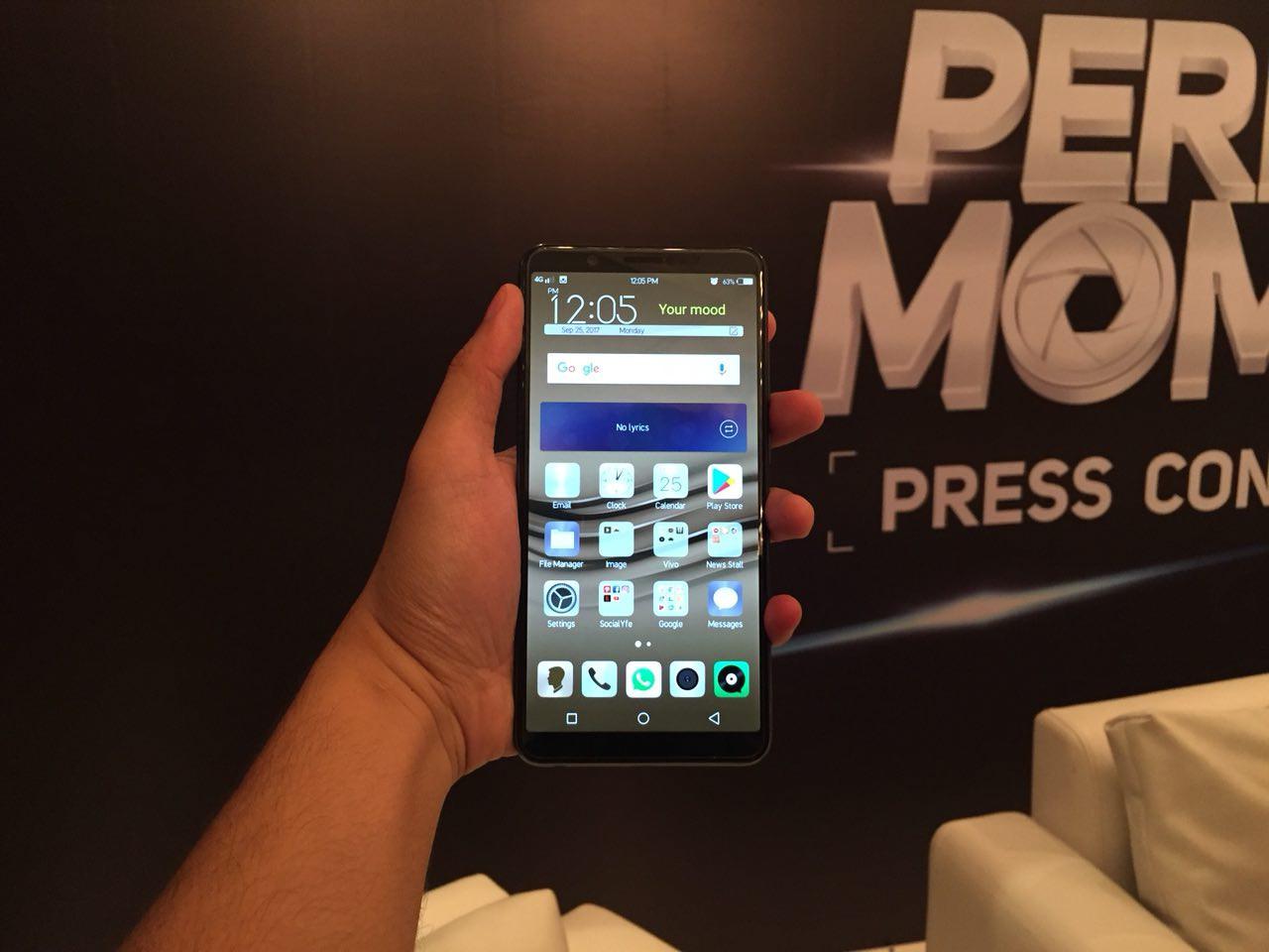 Tampak depan Vivo V7+. (Liputan6.com/Jeko Iqbal Reza)