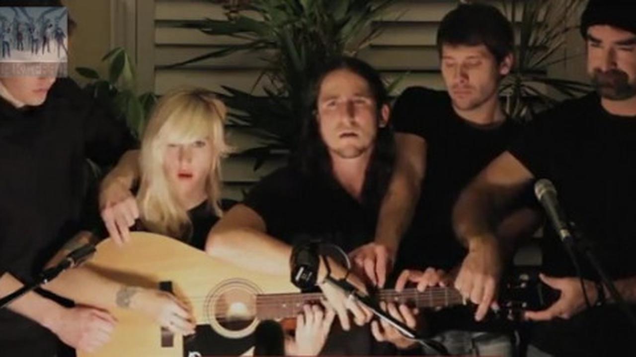 Somebody that i used to know - Walk offf the Earth (Gotye - Cover)